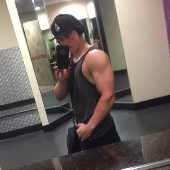 Meet your Posher, Brandon - Picture 1 of 1